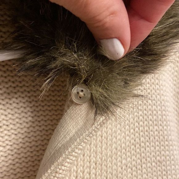 Cold water creek zipper cardigan with removable faux fur collar - Picture 4 of 13